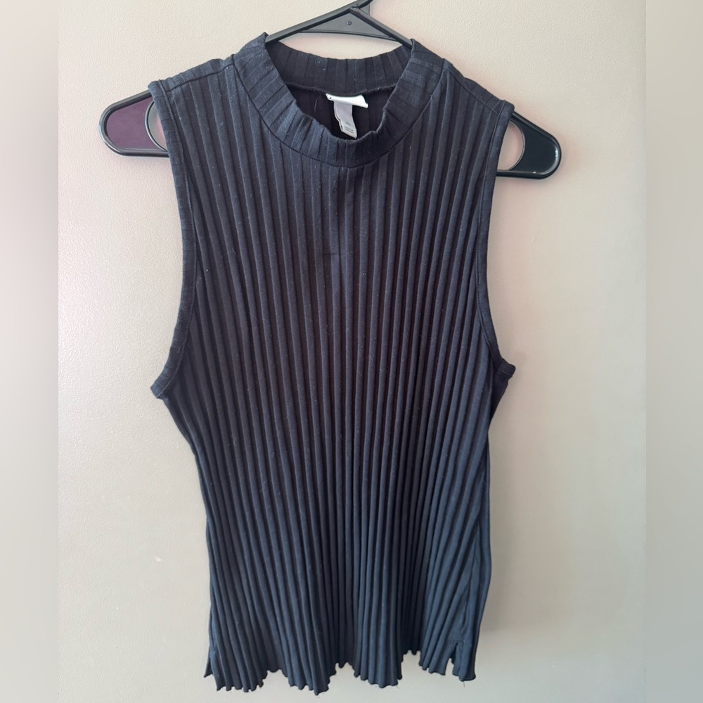 Sleeveless Black Ribbed Turtle Neck Top